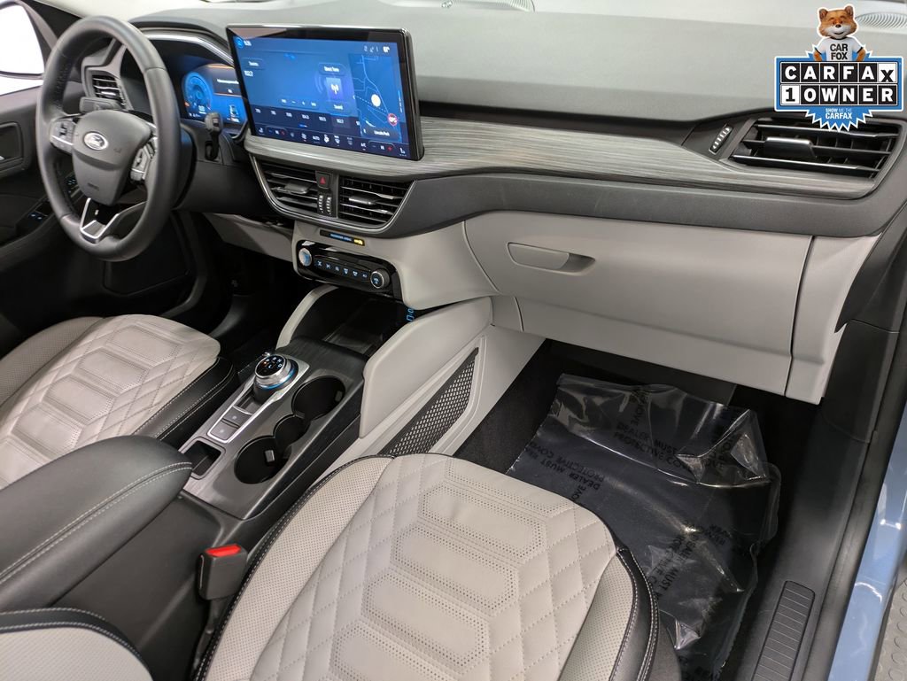 Used 2023 Ford Escape Platinum w/ Premium Technology Package image 31
