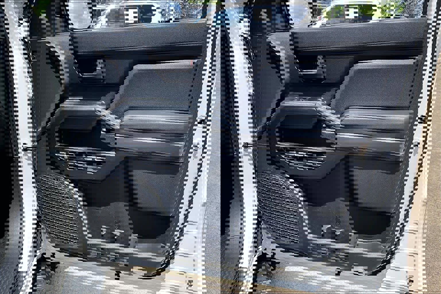 Used 2025 Toyota 4Runner SR5 image 21