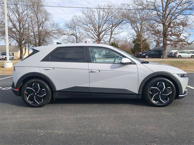 Used 2023 Hyundai Ioniq 5 SE image 3