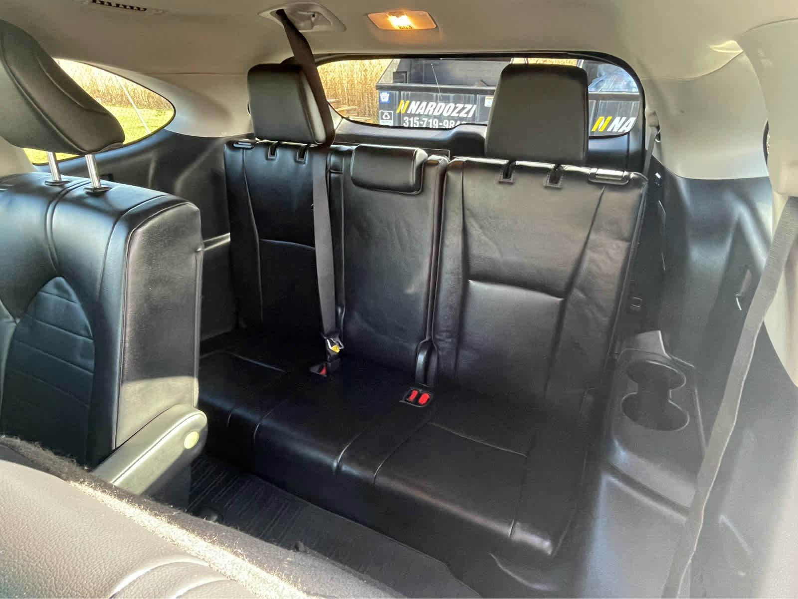 Used 2023 Toyota Highlander XLE image 34