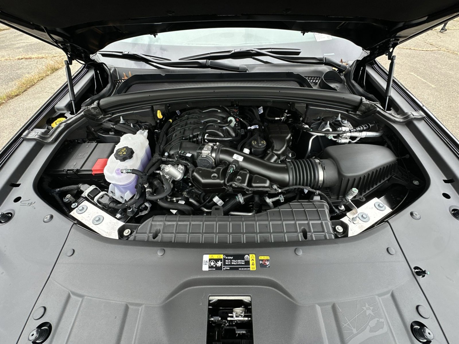 New 2025 Jeep Grand Cherokee Limited w/ Luxury Tech Group II image 28