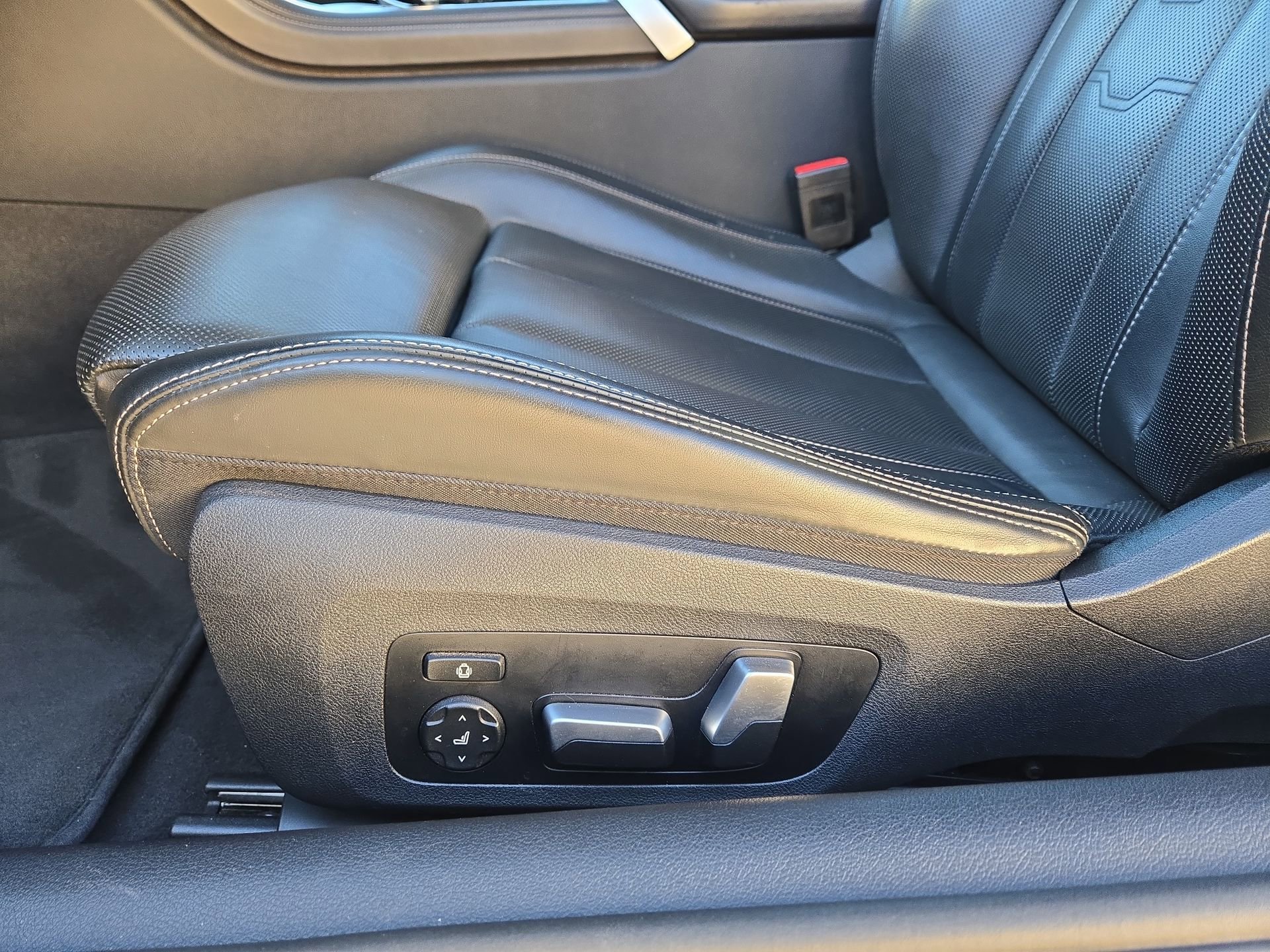 Used 2025 BMW 840i xDrive Coupe image 17