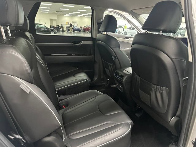 Used 2025 Hyundai Palisade SEL AWD/4WD image 32
