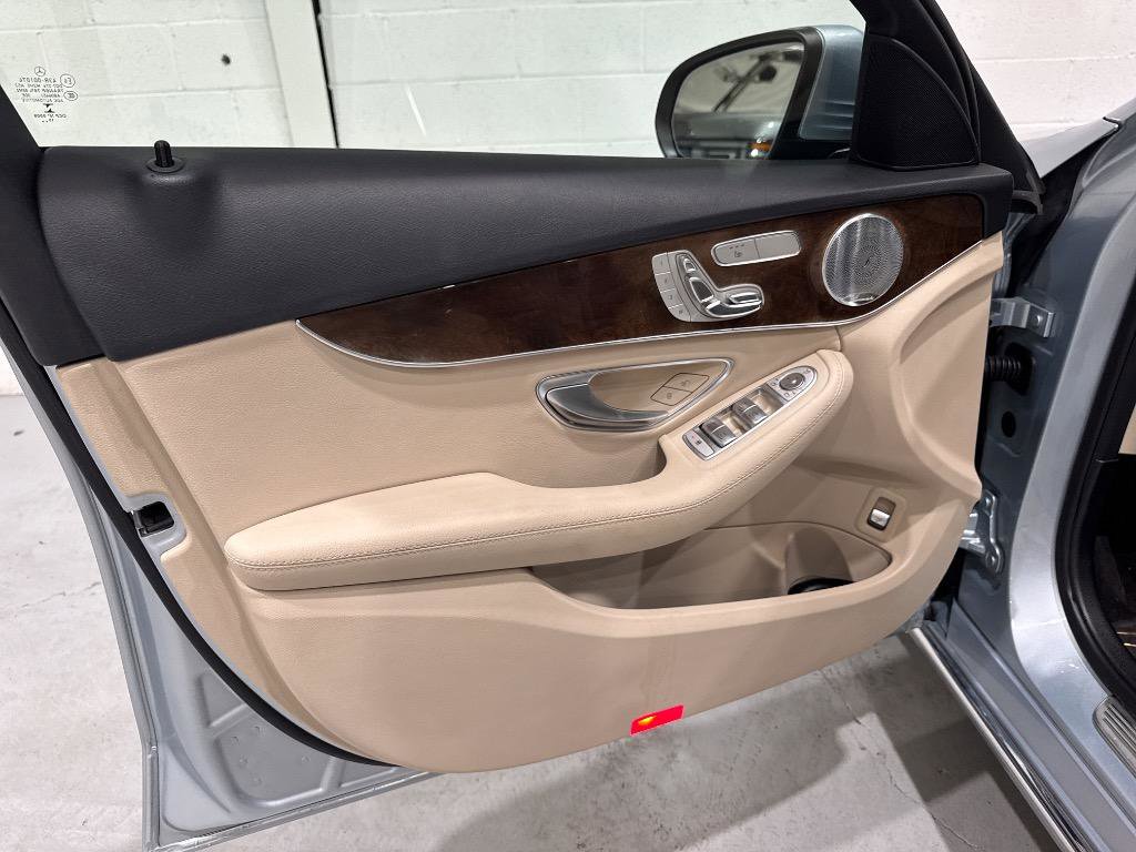 Used 2017 Mercedes-Benz C 300 Sedan image 26