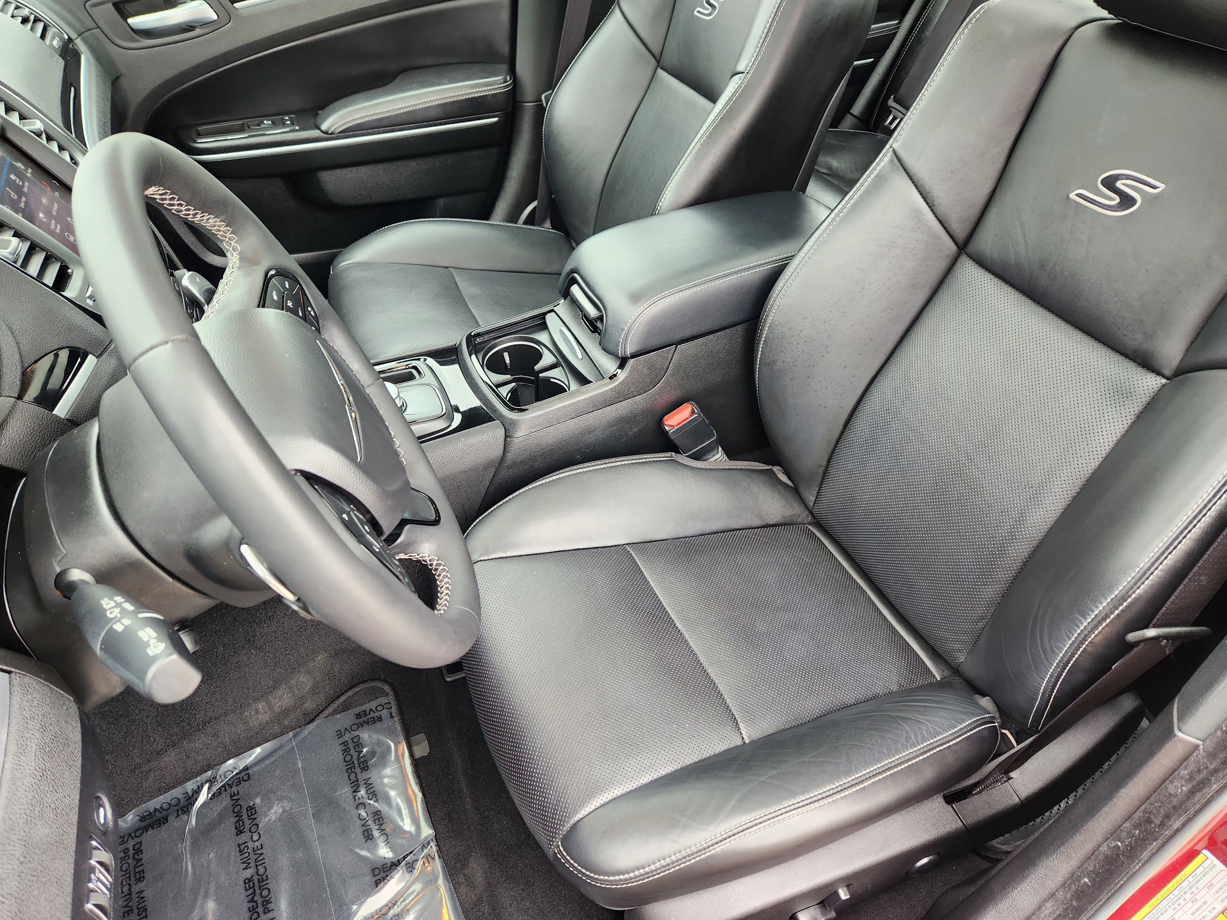 Used 2023 Chrysler 300 S w/ Comfort Group RWD image 13