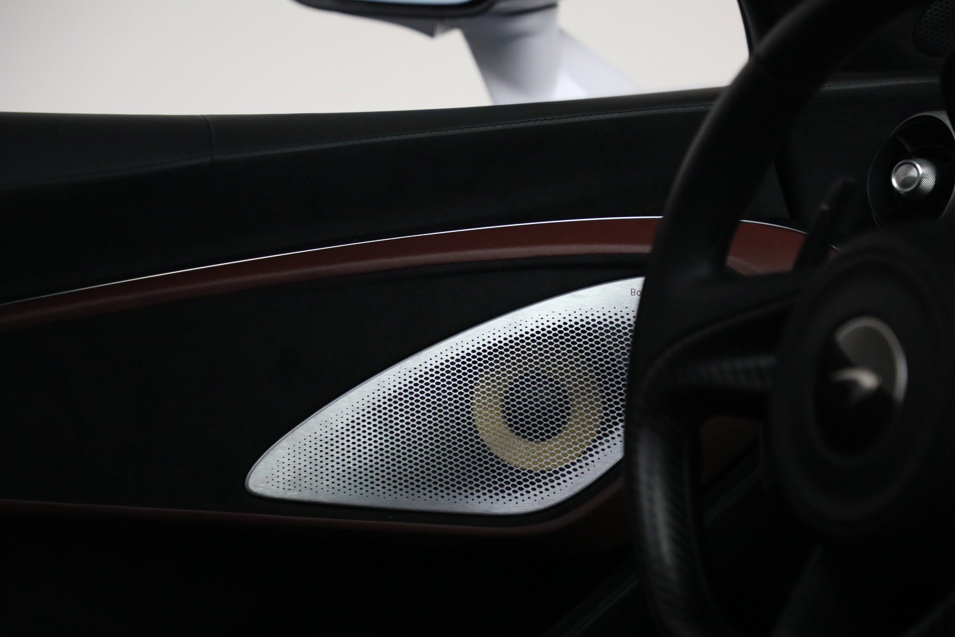 Used 2025 McLaren GTS RWD image 29
