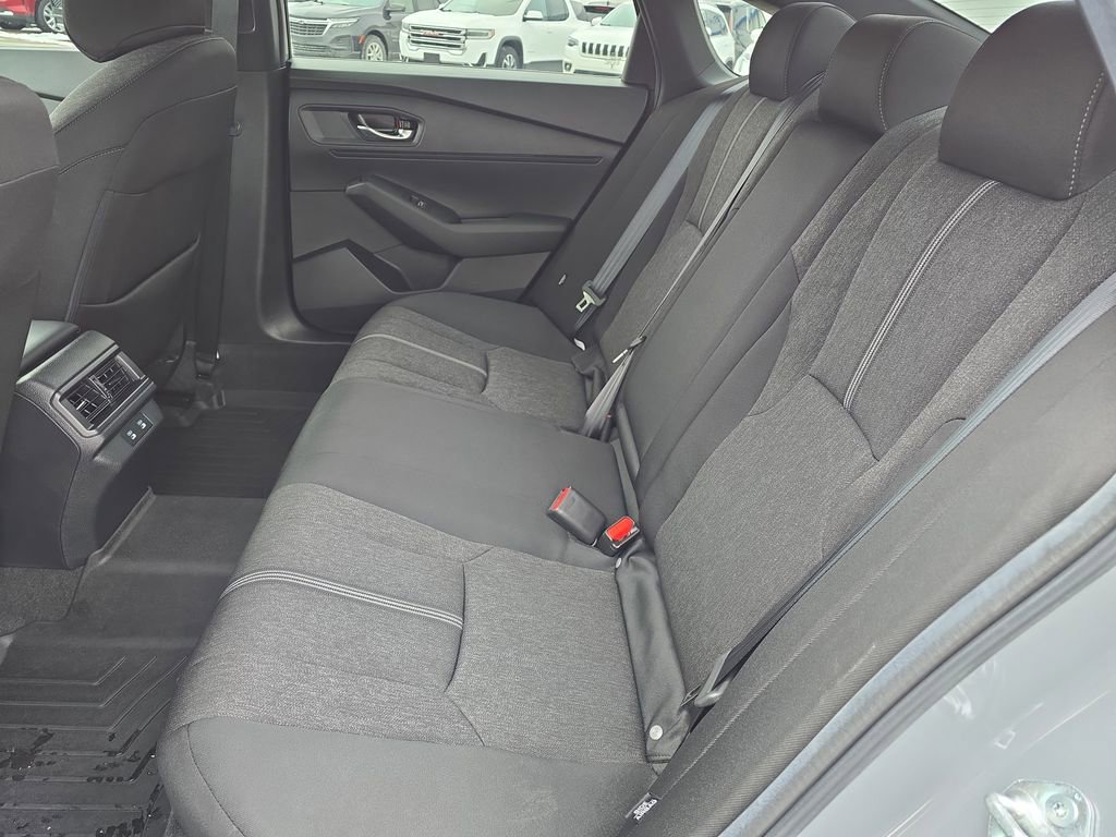 Used 2025 Honda Accord Sport image 28