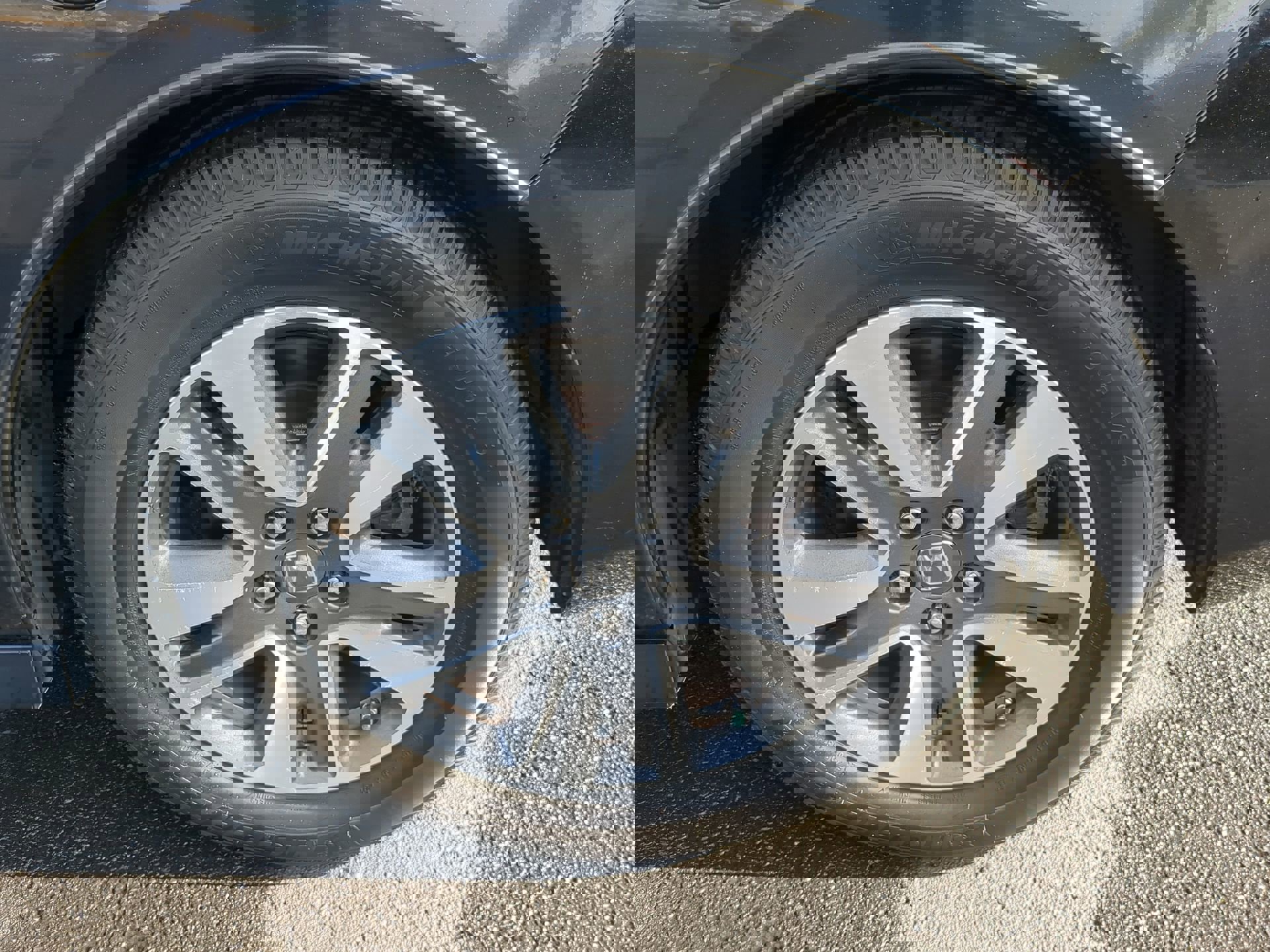 Used 2014 Honda Odyssey Touring image 37