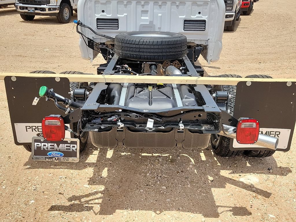 New 2026 Ford F350 XL w/ XL Chrome Package AWD/4WD image 15