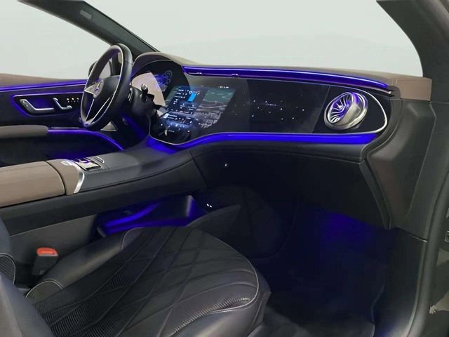 Used 2023 Mercedes-Benz EQS 580 4MATIC Sedan image 29