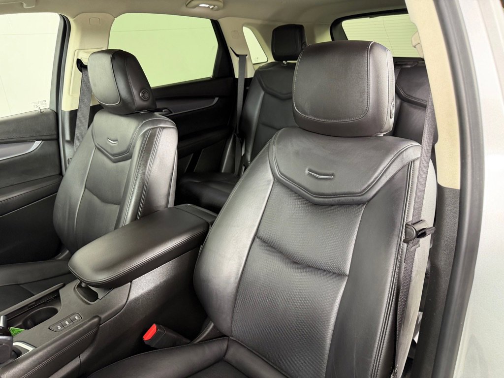Used 2018 Cadillac XT5 Luxury image 13
