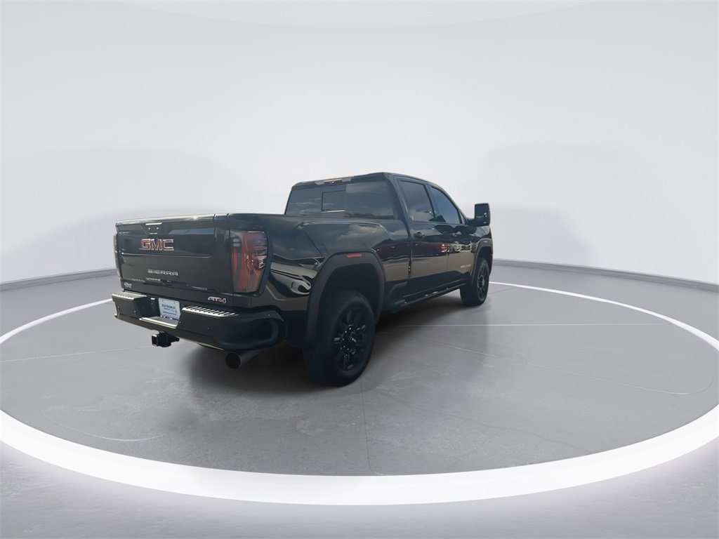 Used 2025 GMC Sierra 2500 AT4 w/ AT4 Premium Plus Package image 4