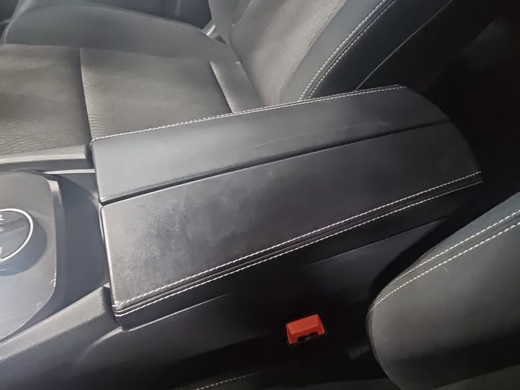 Used 2025 Nissan Rogue SV image 21