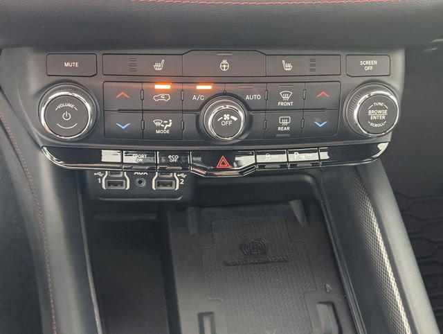 Used 2023 Dodge Durango R/T w/ Blacktop Package AWD/4WD image 21