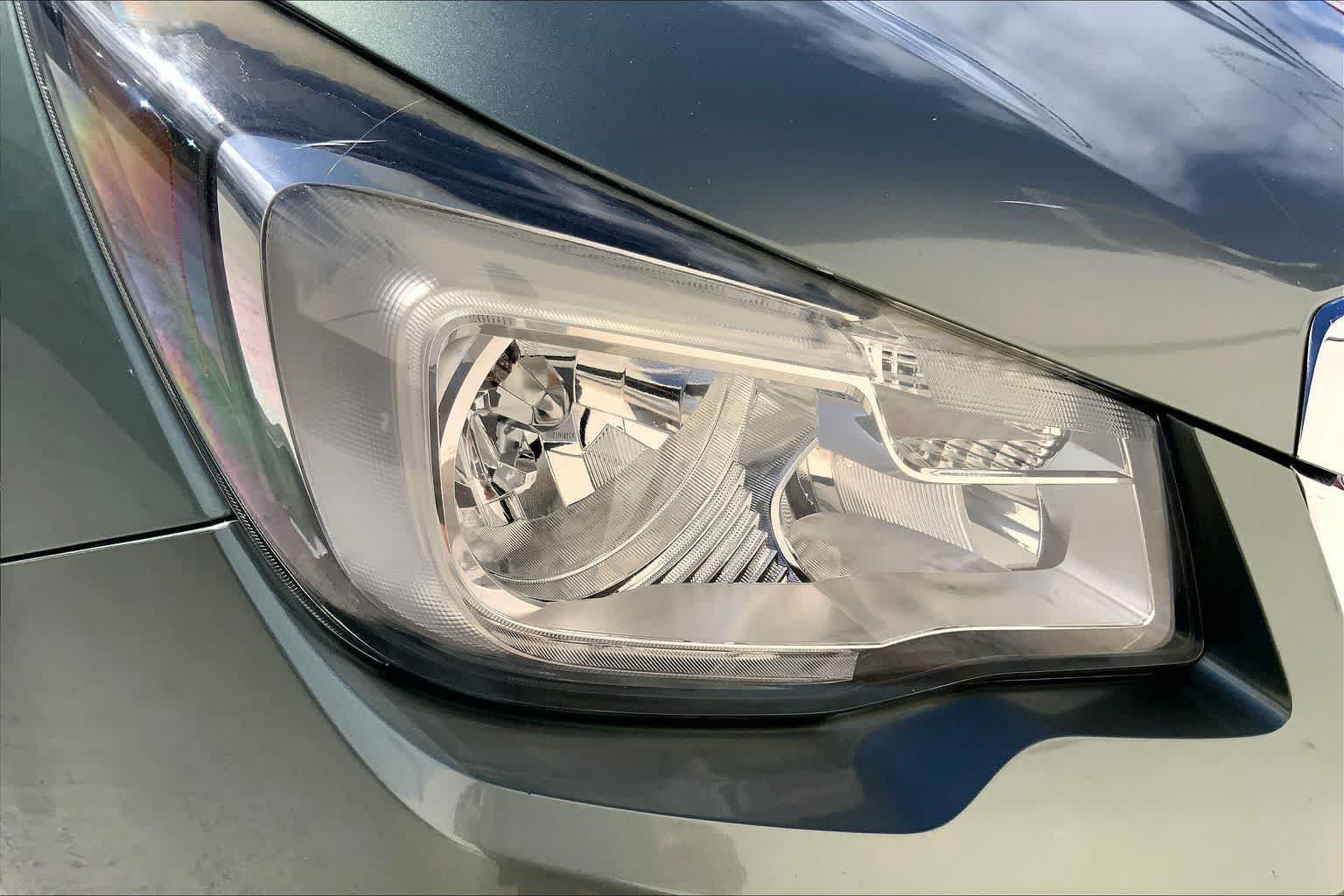 Used 2017 Subaru Forester 2.5i AWD/4WD image 31