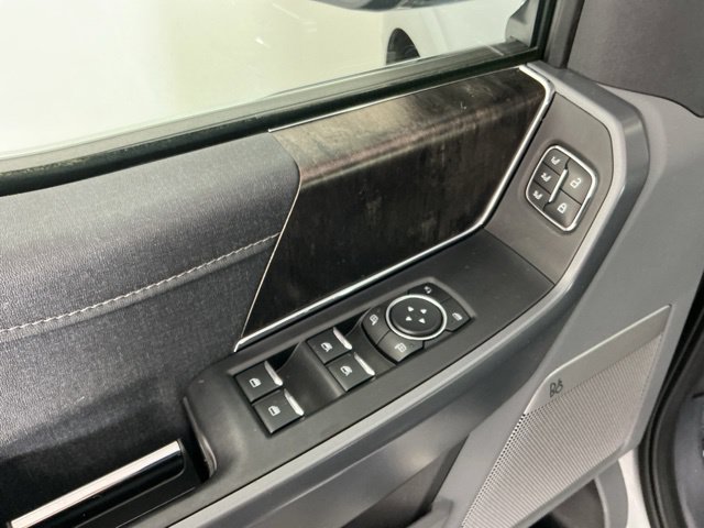 Used 2021 Ford F150 Lariat w/ Equipment Group 502A High AWD/4WD image 13