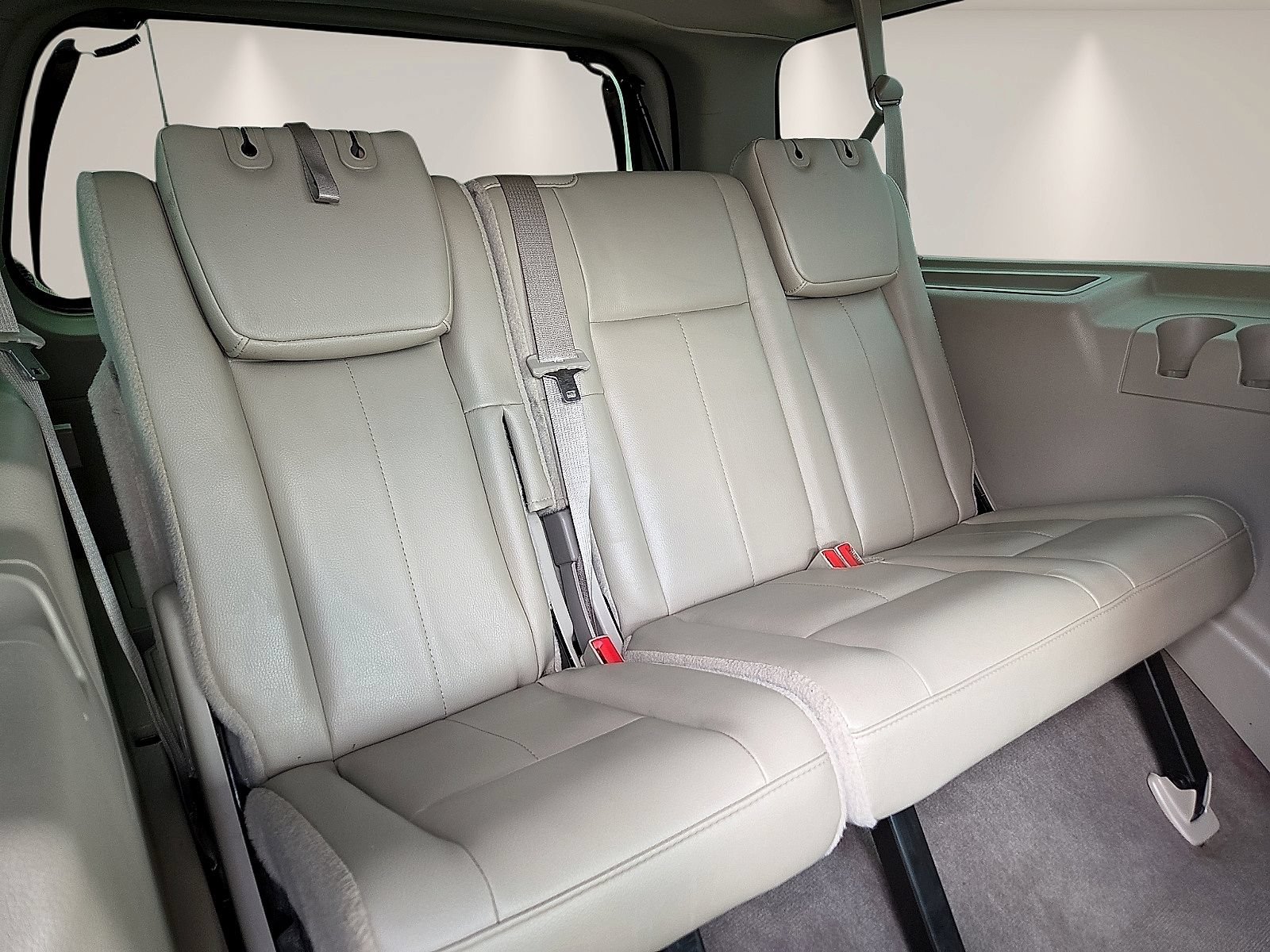 Used 2014 Ford Expedition EL Limited w/ Equipment Group 301A RWD image 11