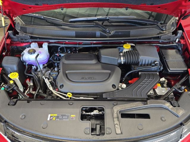 New 2027 Chrysler Pacifica Select AWD/4WD image 11