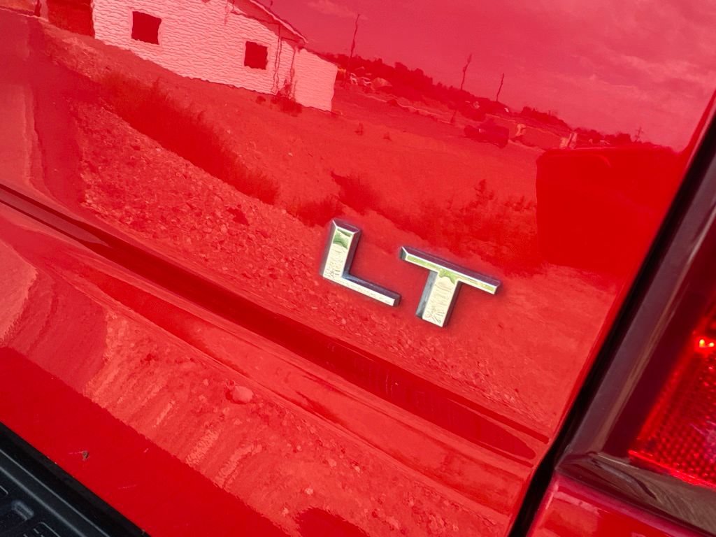 Used 2023 Chevrolet Silverado 1500 LT AWD/4WD image 10