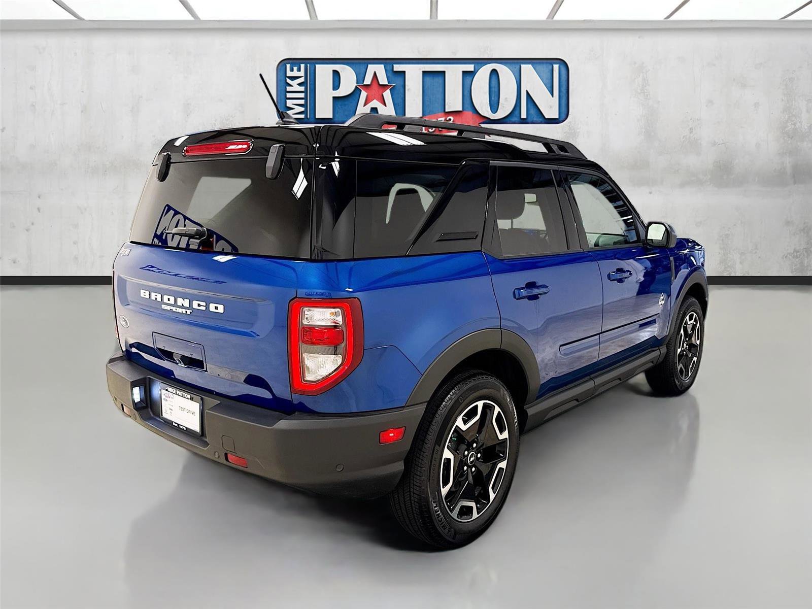 Certified 2024 Ford Bronco Sport Outer Banks w/ Tech Package AWD/4WD image 7