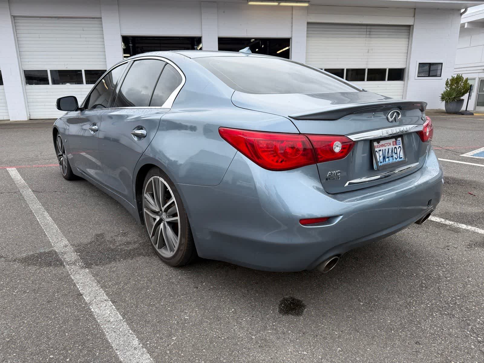 Used 2015 INFINITI Q50 Premium AWD/4WD image 2