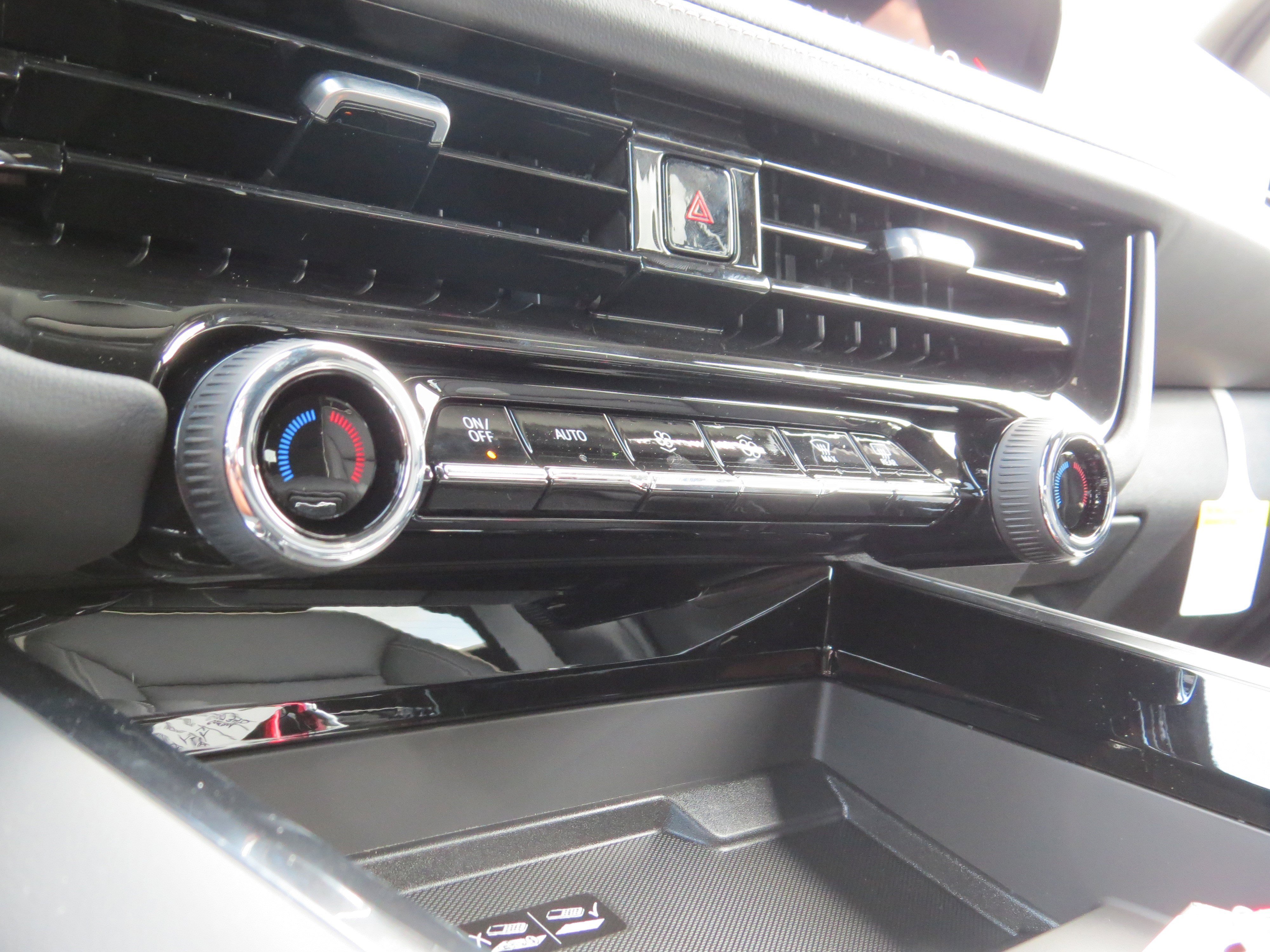 New 2025 Chevrolet Tahoe Premier image 31