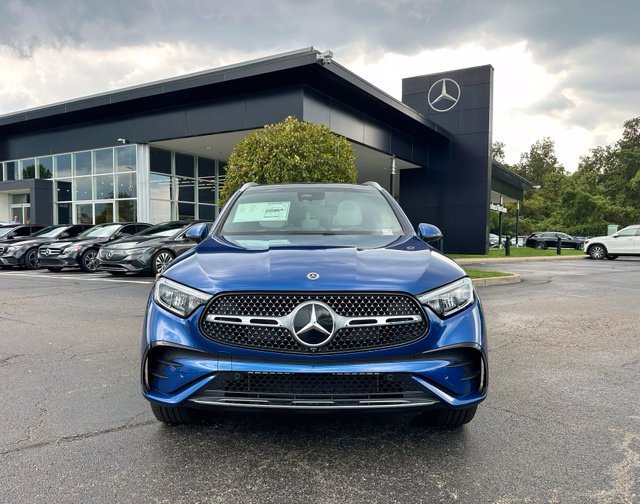 New 2027 Mercedes-Benz GLC 300 4MATIC image 3