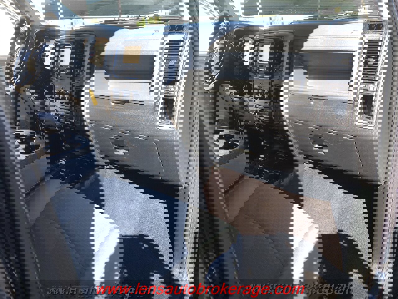 Used 2018 RAM 2500 Tradesman w/ Chrome Appearance Group image 22