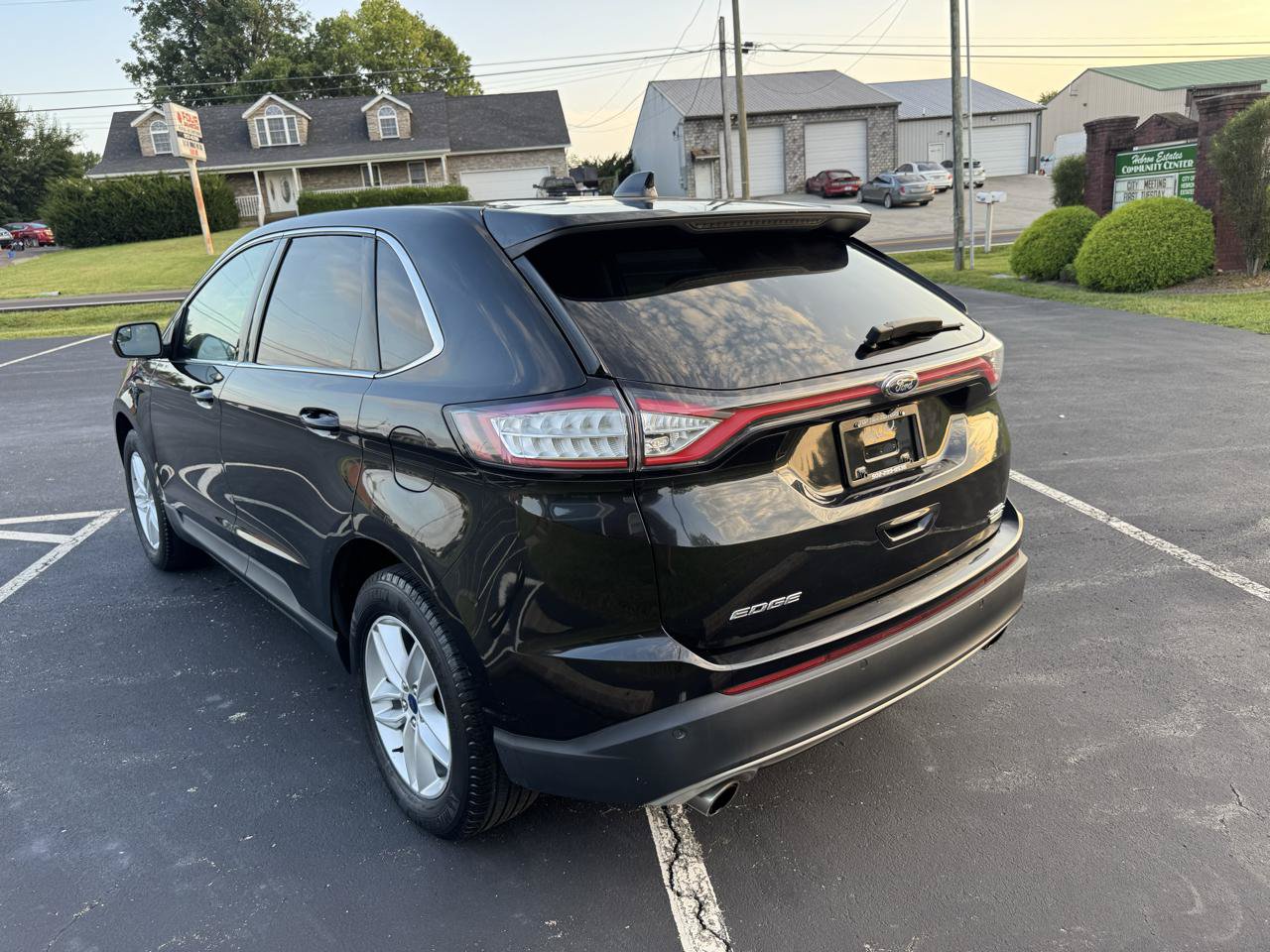 Used 2015 Ford Edge SEL w/ Equipment Group 201A AWD/4WD image 6