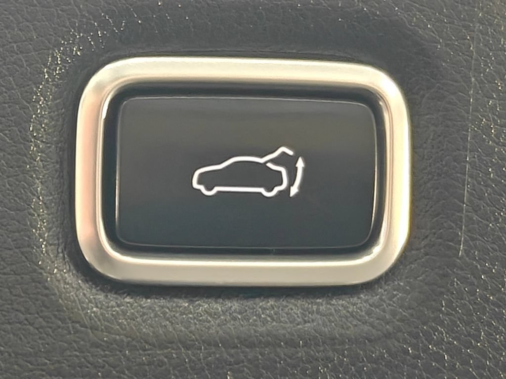 Used 2022 Kia Stinger GT2 RWD image 35