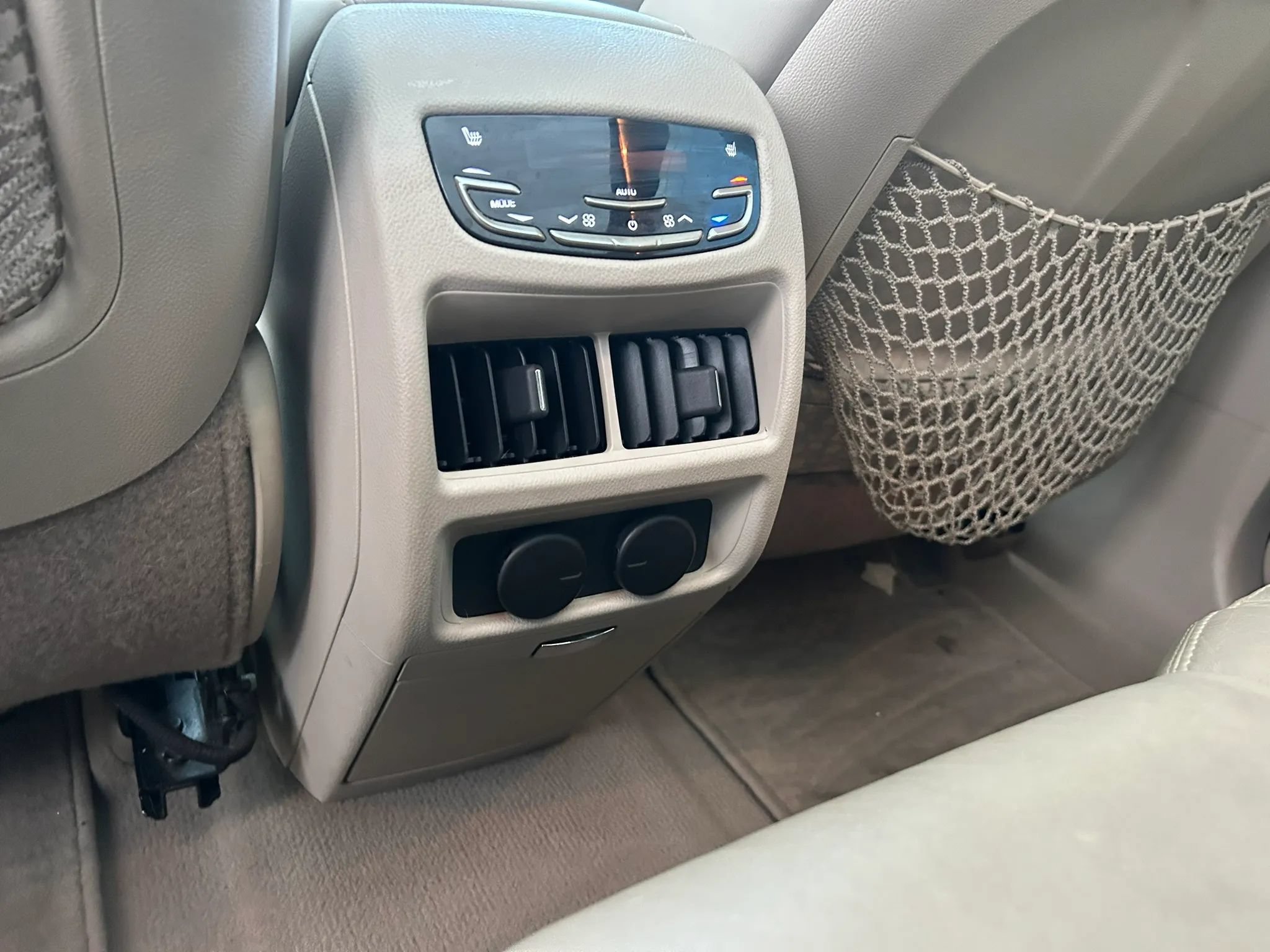 Used 2014 Cadillac SRX Premium FWD image 11