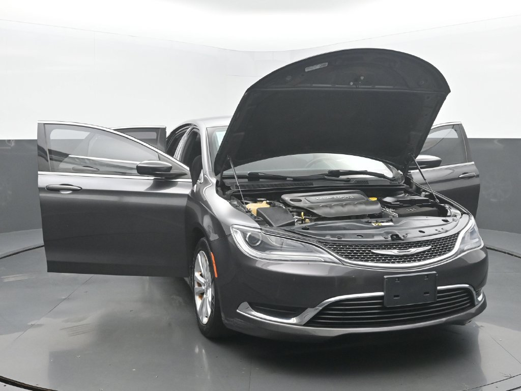 Used 2015 Chrysler 200 Limited w/ Convenience Group FWD image 58