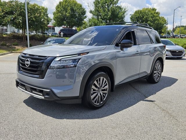 Used 2024 Nissan Pathfinder SL w/ SL Premium Package FWD image 4