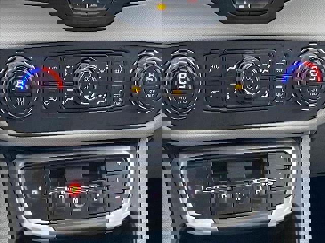 Certified 2024 GMC Terrain SLE w/ Driver Convenience Package image 12