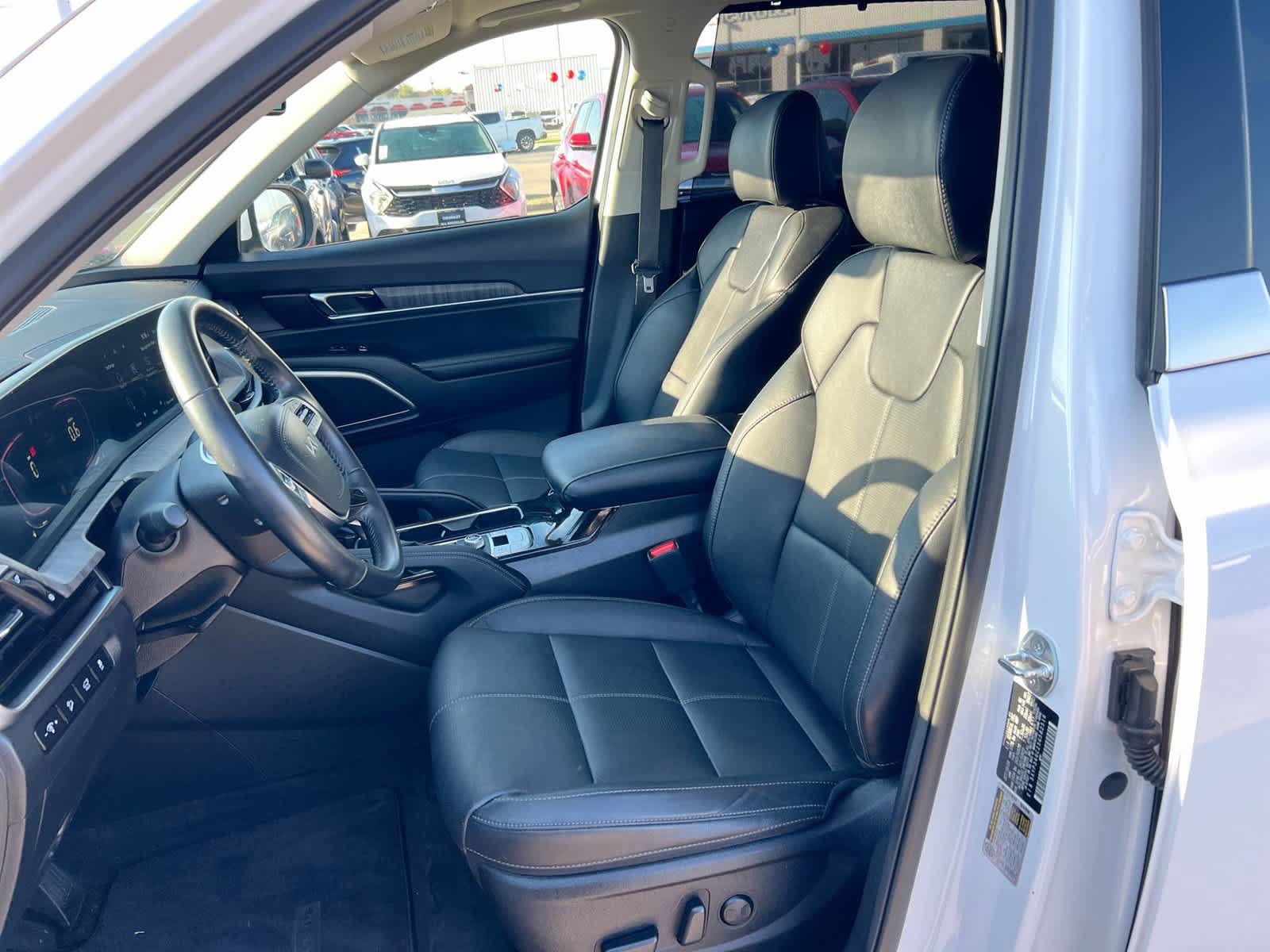 Used 2025 Kia Telluride EX FWD image 20