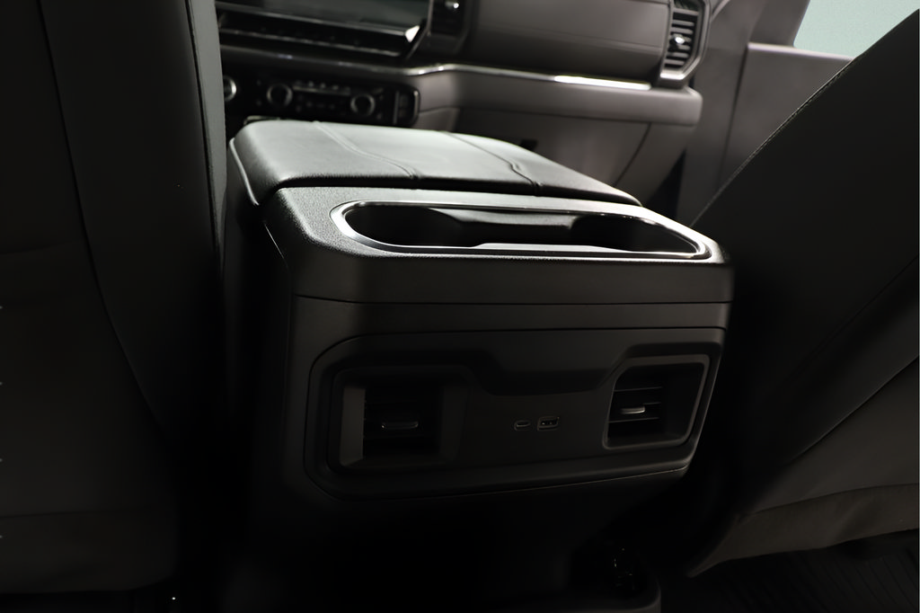 Used 2024 Chevrolet Silverado 1500 LT Trail Boss AWD/4WD image 23