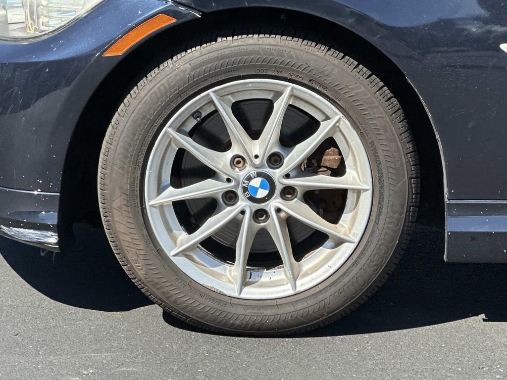 Used 2010 BMW 328i Sedan image 9