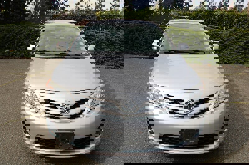 Used 2011 Toyota Corolla LE image 9