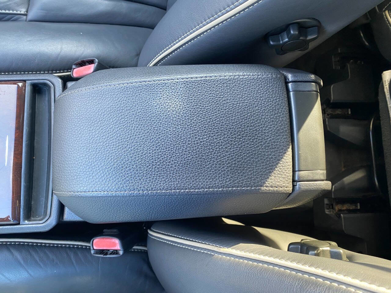 Used 2013 Volvo XC90 3.2 image 18