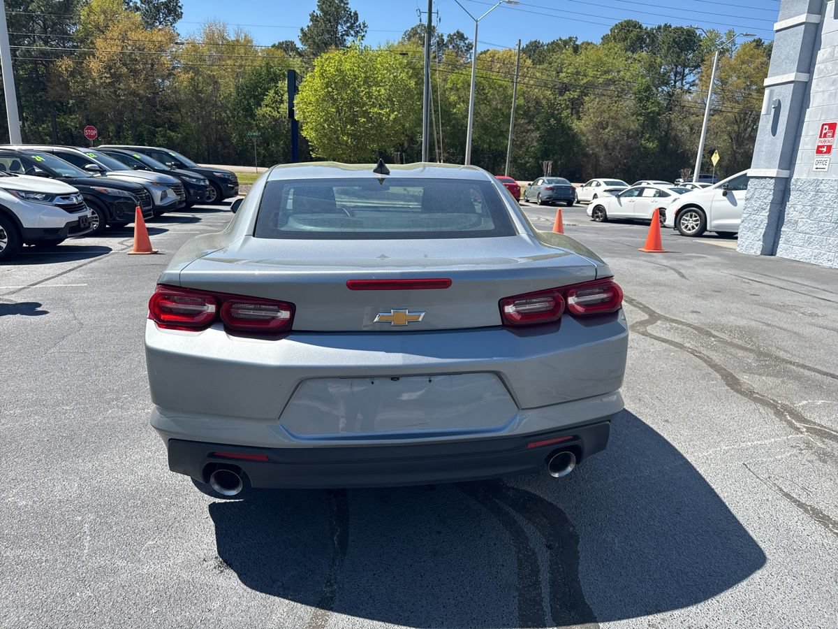 Used 2023 Chevrolet Camaro LT RWD image 6