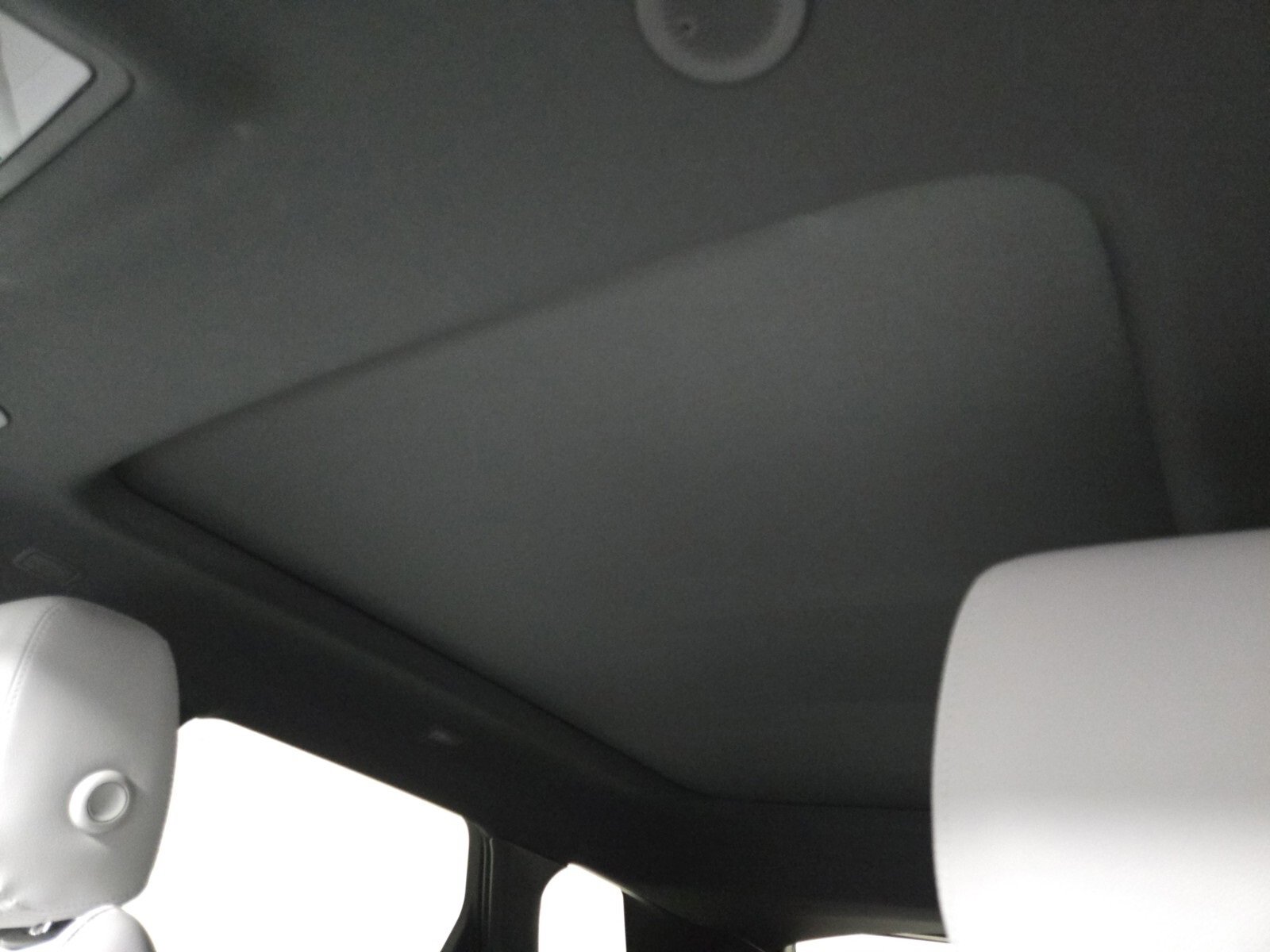 New 2026 Land Rover Range Rover Evoque S image 11