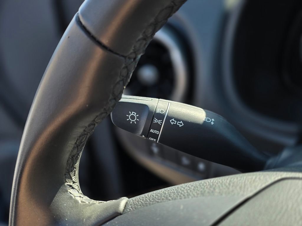 Certified 2023 Hyundai Kona SEL w/ Convenience Package image 35