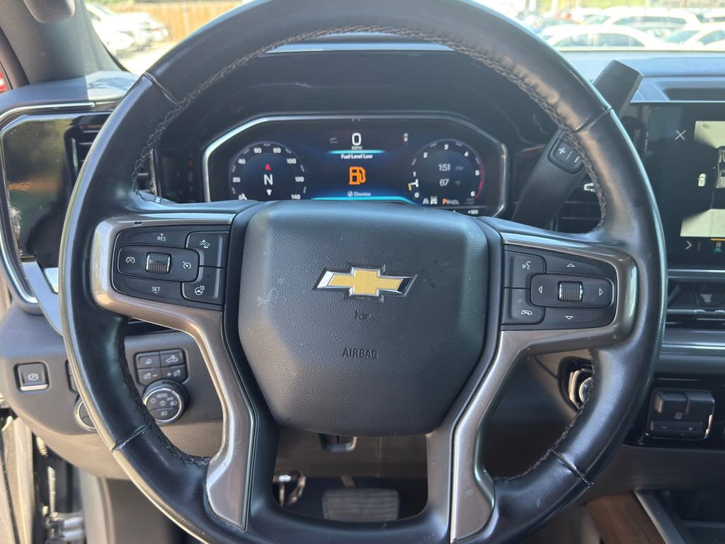 Used 2024 Chevrolet Silverado 3500 High Country w/ Technology Package image 23