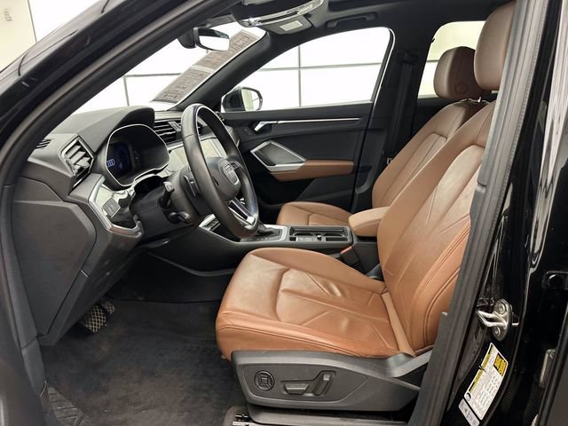 Used 2023 Audi Q3 2.0T Premium w/ Convenience Package AWD/4WD image 13