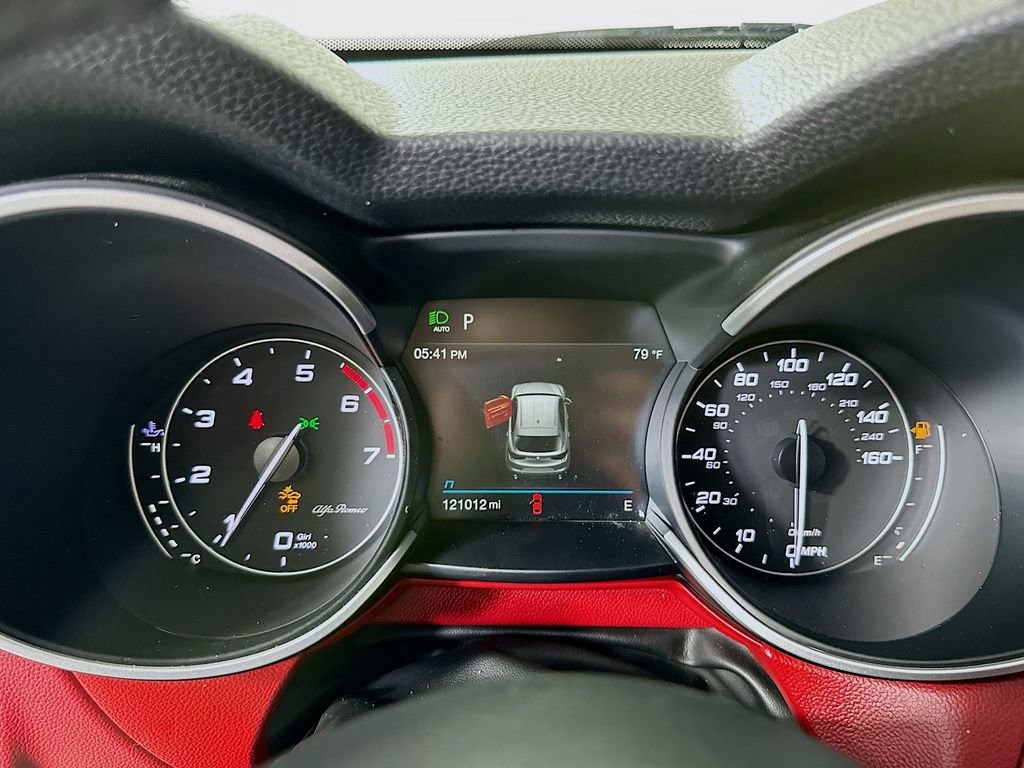 Used 2020 Alfa Romeo Stelvio Sport w/ Quick Order Package 22K Sport RWD image 12