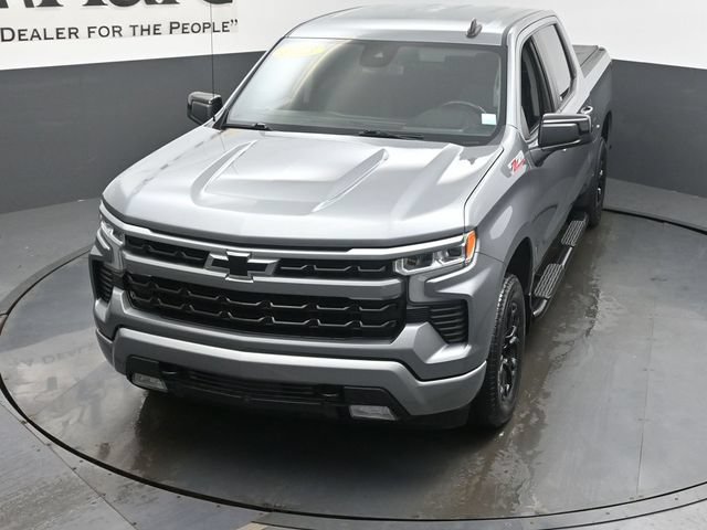 Used 2023 Chevrolet Silverado 1500 RST AWD/4WD image 45