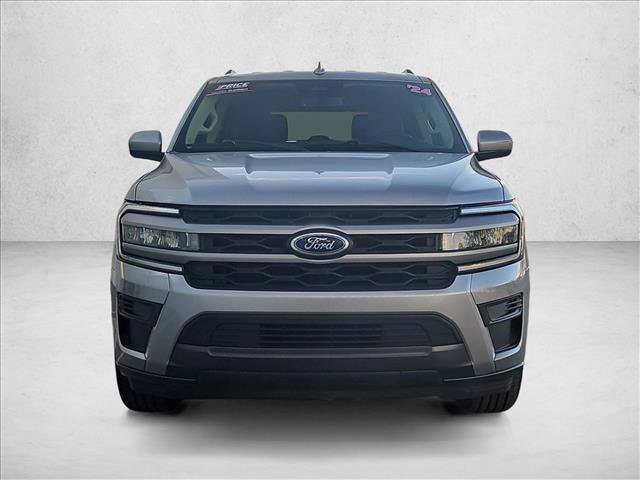 Used 2024 Ford Expedition XLT RWD image 2