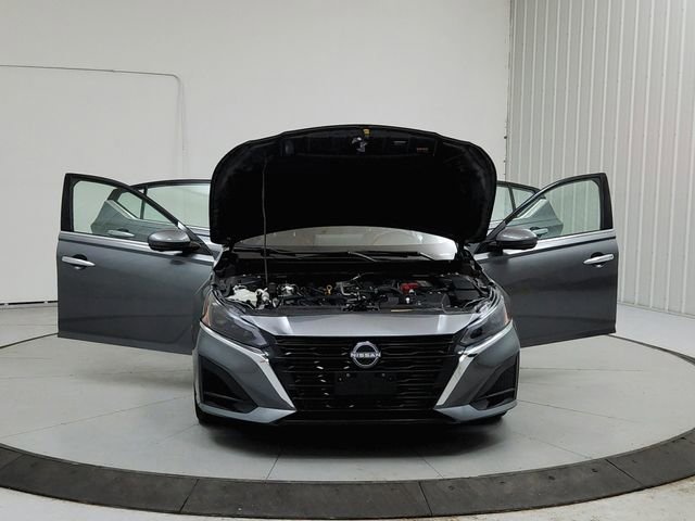 Used 2023 Nissan Altima 2.5 SL image 10