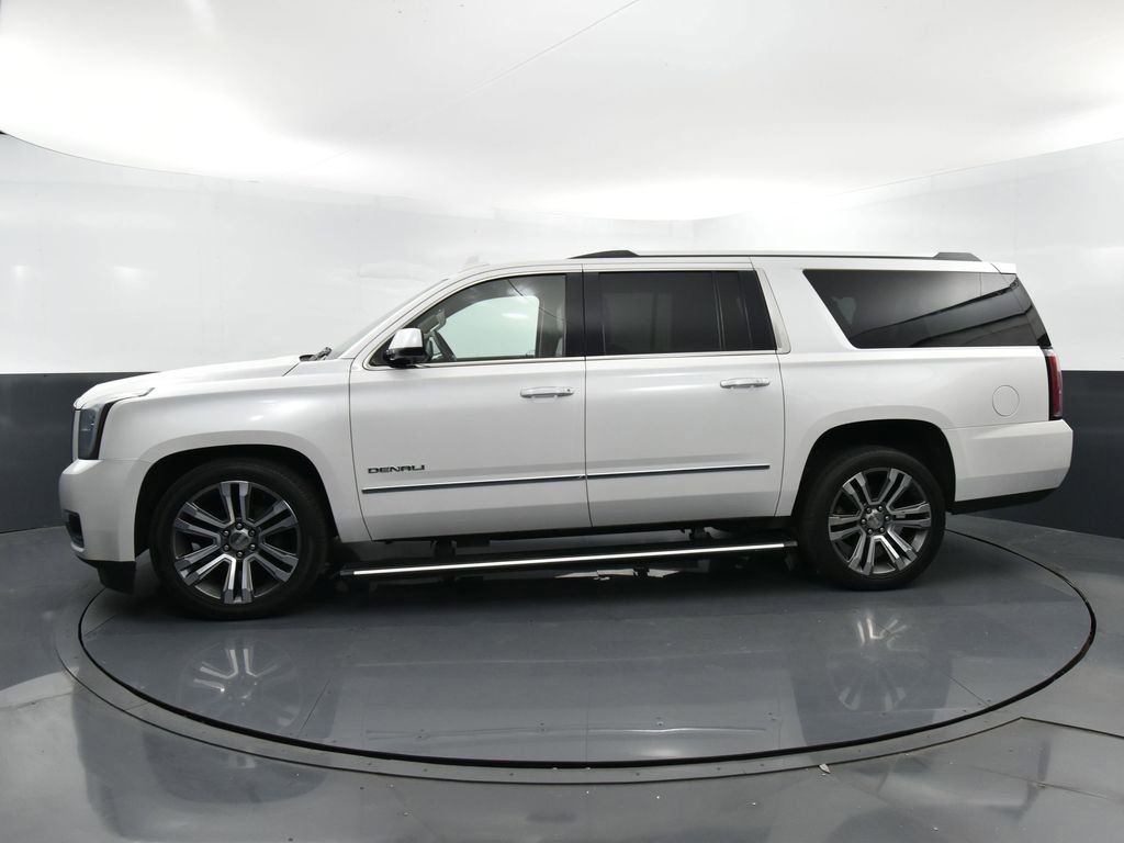 Used 2019 GMC Yukon XL Denali w/ Denali Ultimate Package image 8