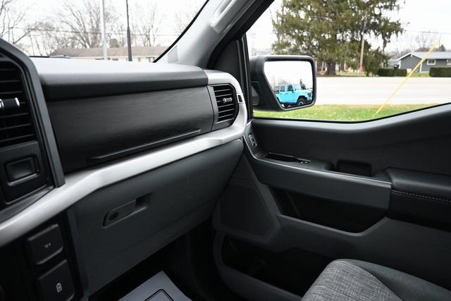 Used 2023 Ford F150 XLT image 27